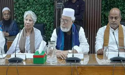 আল্লাহর গজবের কারণেই হাসিনার পতন হয়েছে