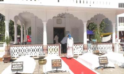 ভক্তদের পদচারণায় মুখর কুষ্টিয়ার ছেঁউড়িয়ার আখড়াবাড়ি