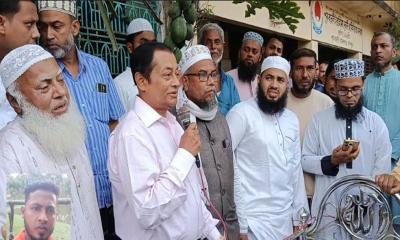 দুষ্কৃতকারীদের বিচার চাইলেন লায়ন হারুনুর রশিদ
