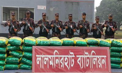 লালমনিরহাট সীমান্তে ২৮ লাখ টাকার জিরা ও শাল জব্দ