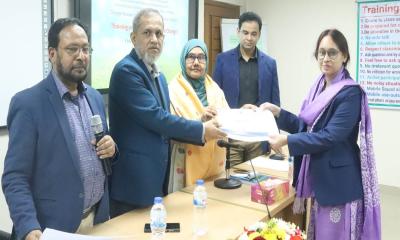 এলজিইডির ক্রিলিক আয়োজিত জেন্ডার ও জলবায়ু পরিবর্তন বিষয়ক প্রশিক্ষণ সম্পন্ন