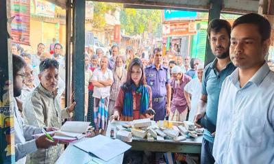 মধুপুরে ৪টি ফার্মেসিকে ১৮ হাজার টাকা জরিমানা