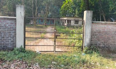 মহেশপুরে দুই বছর বন্ধ শ্যামকুড় সাব সেন্টার, ২৬ গ্রামের মানুষের চরম ভোগান্তি