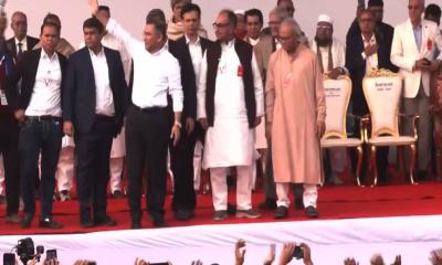 গণ সংবর্ধনা মঞ্চে তারেক রহমান, নেতাকর্মীদের বাঁধভাঙা উচ্ছ্বাস