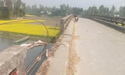 নাগরপুরে কোনাবাড়ি খালের ব্রিজ এখন মরণফাঁদ: চরম ঝুঁকিতে ১৫ গ্রামের মানুষ