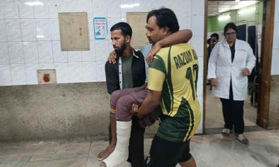 ভূমিকম্পে ভাঙা হাত-পা নিয়ে পঙ্গু হাসপাতালে ৯০ জন