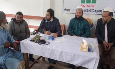 পঞ্চগড়ে শীতার্ত মানুষের মাঝে স্কয়ারের বিনামূল্যে স্বাস্থ্যসেবা ও ওষুধ বিতরণ