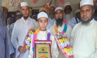 ১৬ মাসে কোরআনের হাফেজ ১১ বছরের শিহাব