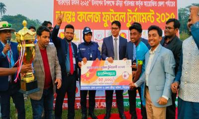 পিরোজপুরে আন্তঃকলেজ ফুটবল টুর্নামেন্টে চ্যাম্পিয়ন সোহরাওয়ার্দী কলেজ