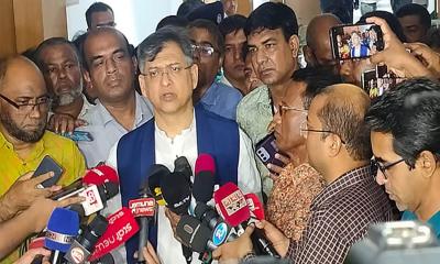 ঐকমত্য নয়, বিভক্তি সৃষ্টির পথে কমিশন