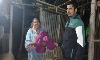 গভীর রাতে শীতার্ত মানুষের পাশে পুঠিয়ার এসিল্যান্ড