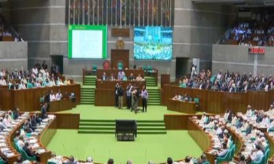 কুরআন তেলাওয়াতের মাধ্যমে শুরু ত্রয়োদশ সংসদের প্রথম অধিবেশন