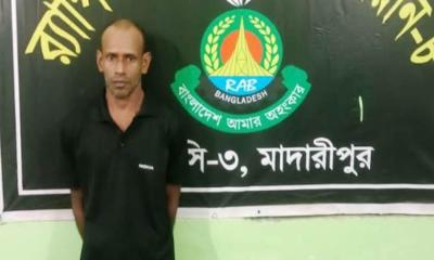 শিবচরে বৃদ্ধাকে গলা কেটে হত্যা: আসামি গ্রেপ্তার