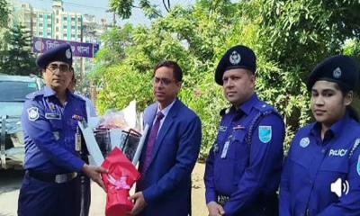সিদ্ধিরগঞ্জে পরিদর্শন করলেন জেলা প্রশাসক