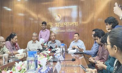 দু-চার দিনের মধ্যে বিমানবন্দরের ই-গেট খুলে দেওয়া হবে