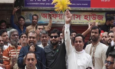 ইশরাককে গণঅধিকার পরিষদের সমর্থন, প্রার্থিতা প্রত্যাহার করলেন ফখরুল
