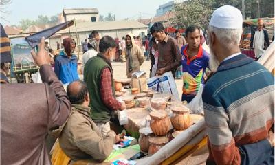 তাড়াশে ৩০০ বছরের ঐতিহ্যবাহী দই মেলা আজ