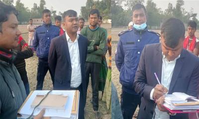 উলিপুরে ফসলি জমির উপরিভাগের মাটি কাটার অপরাধে জরিমানা