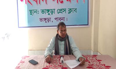 ভাঙ্গুড়ায় সংবাদ সম্মেলনে আওয়ামী লীগ নেতার পদত্যাগ