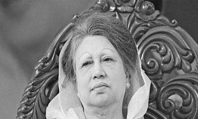 খালেদা জিয়ার প্রয়াণে রাজনৈতিক অঙ্গনে শোকের ছায়া