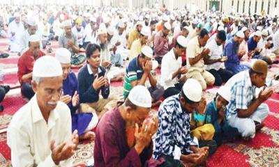 জুমার নামাজ: নেয়ামত, ফজিলত ও অবহেলার পরিণতি