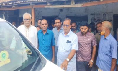 বাঘার আড়ানী পৌর বিএনপি কার্যালয়ে বোমা বিস্ফোরণ