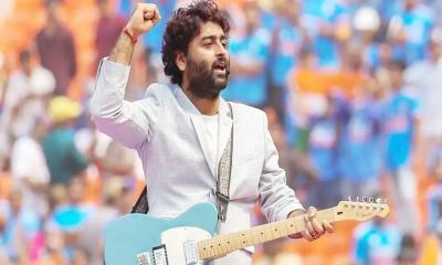 ককরোচ পার্টির বিক্ষোভে রণক্ষেত্র দিল্লি, প্রতিবাদ জানালেন অরিজিৎ সিং