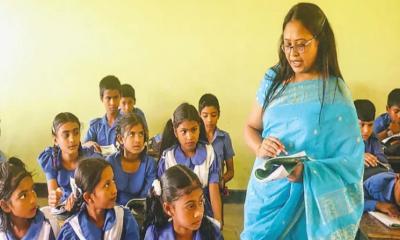 প্রাথমিকের শিক্ষকদের উপস্থিতির তথ্য অধিদপ্তরে পাঠাতে নির্দেশ
