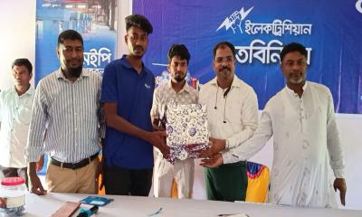বোদায় ইলেকট্রিশিয়ানদের নিয়ে এমইপি গ্রুপের মতবিনিময়