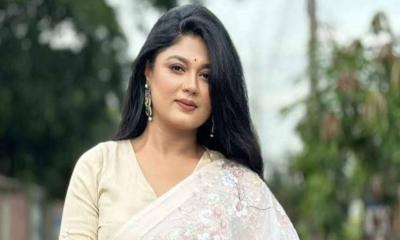 দ্বিতীয় বিয়ে ও মা হওয়ার সুখবর দিলেন মৌসুমী