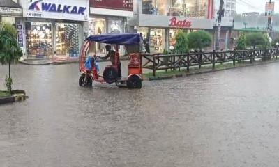 বৃষ্টিতে ভৈরব পৌর শহরে জলাবদ্ধতা, ভোগান্তিতে স্থানীয়রা