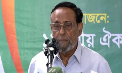 প্রধানমন্ত্রীকে ঢাকার বাইরে রাত না কাটানোর পরামর্শ কর্নেল অলির