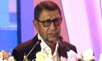 চিকিৎসকের হাসিমুখে কথা বলা রোগীকে অর্ধেক সুস্থ করে দিতে পারে