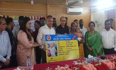 ঝালকাঠিতে নতুন উপজেলা ভবনের উদ্বোধন ও অনুদান বিতরণ