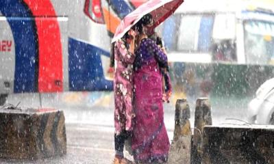 দুপুরের আগেই ঢাকাসহ ৯ জেলায় বৃষ্টির আভাস