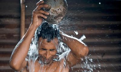 জুমার দিনে গোসল করা কি বাধ্যতামূলক, ইসলাম কী বলে?