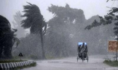 ৭ জেলায় দুপুরের মধ্যে ঝড়-বৃষ্টির আশঙ্কা