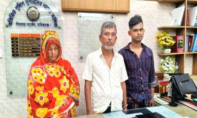 ঘিওরে হেরোইনসহ একই পরিবারের ৩ মাদক কারবারি আটক, ক্ষুব্ধ জনতার আগুন