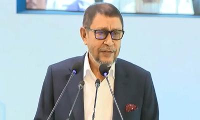 প্যারিসে শেষ মুহূর্তে ভেস্তে গেল স্বাস্থ্যমন্ত্রীর সংবর্ধনা