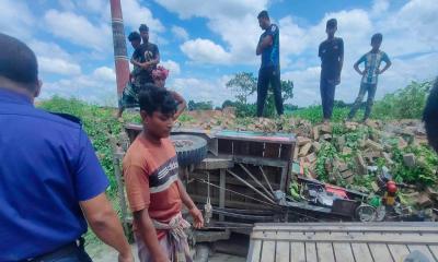 জীবননগরে আলমসাধুর ধাক্কায় পাখিভ্যান চালকের মৃত্যু