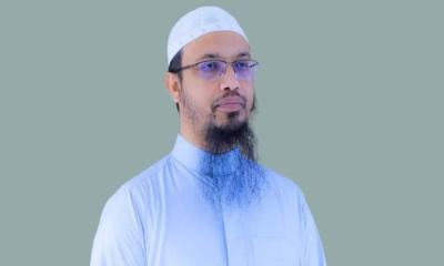 মা-বাবাকে ভুলিয়ে দেওয়া ‘সফলতা’ প্রয়োজন নেই