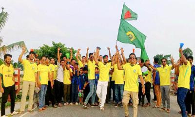 নকলায় ব্রাজিল সমর্থকদের বর্ণাঢ্য আনন্দ শোভাযাত্রা