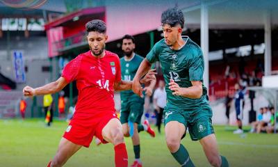 পাকিস্তানকে রুখে দিল বাংলাদেশ