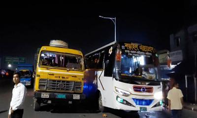 ভাঙ্গায় সন্ধ্যা থেকে সড়ক অবরোধ, দীর্ঘ যানজটের সৃষ্টি