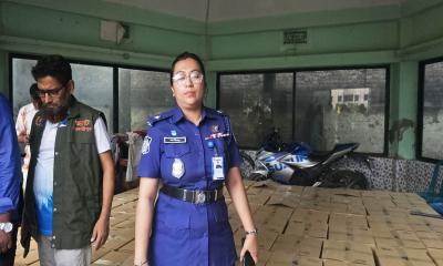 মাদারীপুরে ১ কোটি ১৯ লাখ টাকার নকল সিগারেট জব্দ, কাভার্ডভ্যানসহ আটক ৩