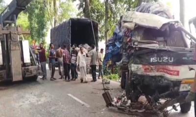 মাদারীপুরে দুই ট্রাকের মুখোমুখি সংঘর্ষ, সংবাদপত্রবাহী ট্রাকচালক নিহত, আহত ৪
