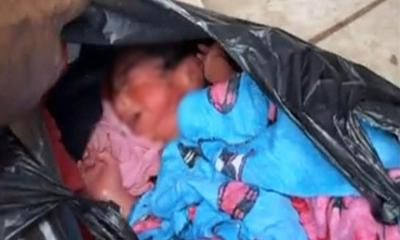 মিরসরাইয়ে দরজার সামনে পলিথিনে মোড়ানো নবজাতক উদ্ধার