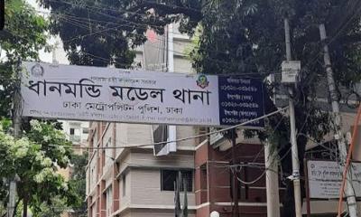 ৩২ নম্বরে মিছিলের প্রস্তুতিকালে ছাত্রলীগের ৩ কর্মী গ্রেপ্তার