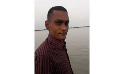 বাড়ির সামনের সড়ক থেকে রিকশাচালকের মরদেহ উদ্ধার