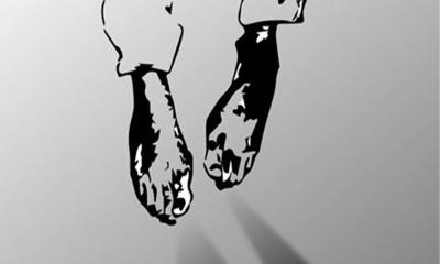 ফরিদগঞ্জে পৃথক স্থান থেকে ২ প্রবাসীর স্ত্রীর ঝুলন্ত মরদেহ উদ্ধার